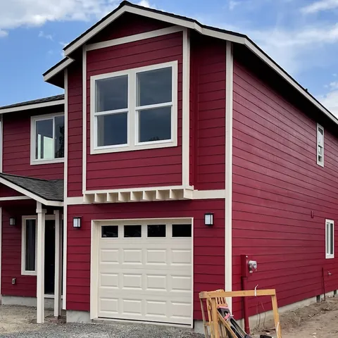 Wood gate restoration in Redmond by Bill Sizemore Painting